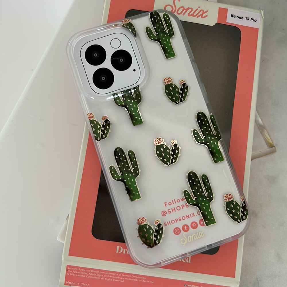 Sonix IPhone 13Pro Case - Picture 3 of 5